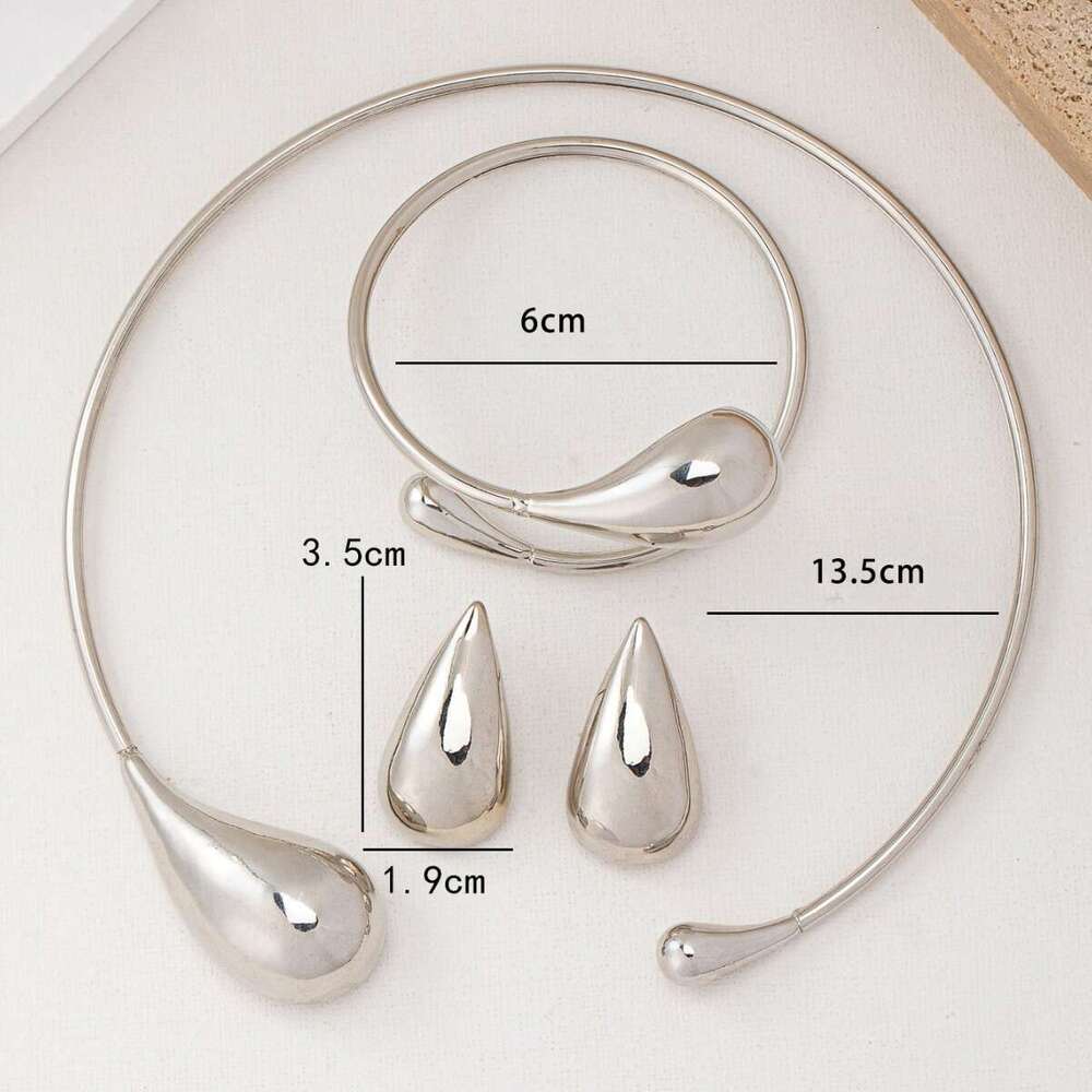 1 of fashionable, personalized, versatile and niche water droplet shaped collar, bracelet, earring set