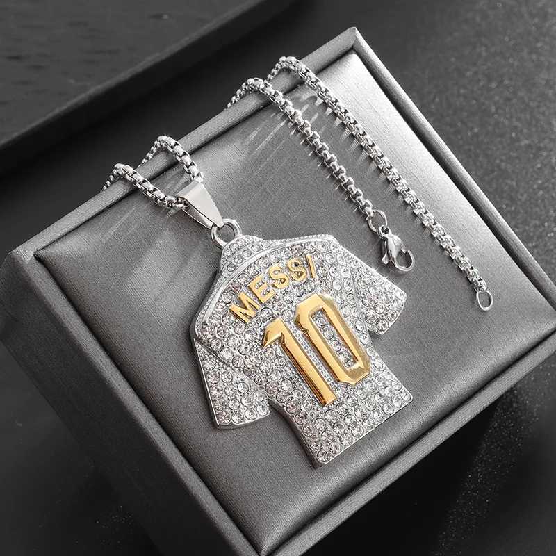 Fashionable and Creative No. 10 Jersey Mens Necklace Personality Charm Hip-Hop Punk Football Jewelry Gift for Wen X250224