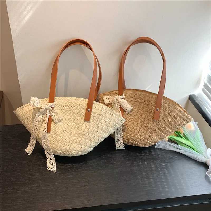 Weave Tote Bag Large Capacity Summer Beach Straw Ribbon Handbag Purse Female Bohemian Shoulder Bag for Women Ladies Travel Bag