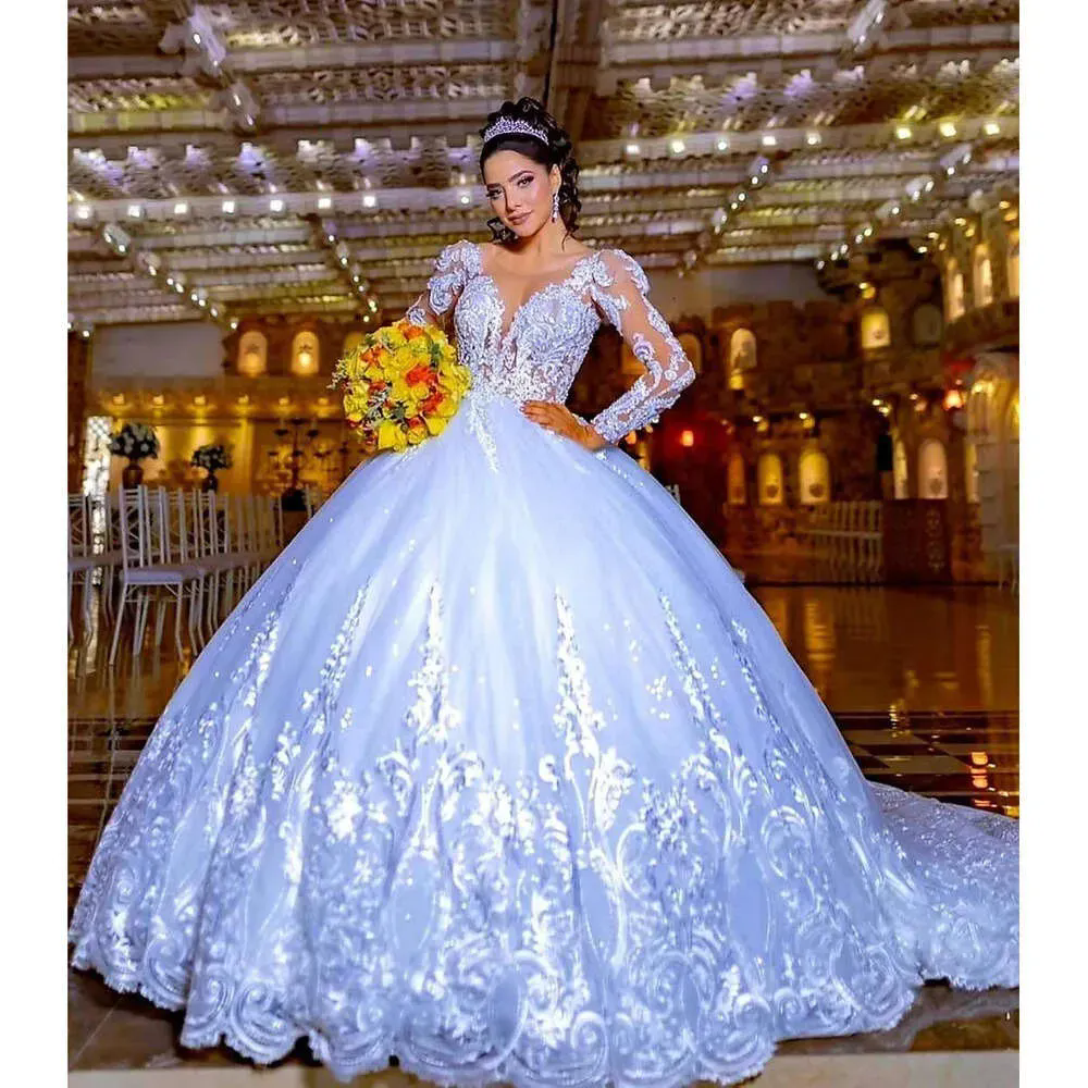 Arabic Luxurious Beaded Crystals Wedding Dresses White Ball Gown Dubai Brides Dress Lace Appliques Long Sleeves Princess Bridal Gowns Vestido De Novia