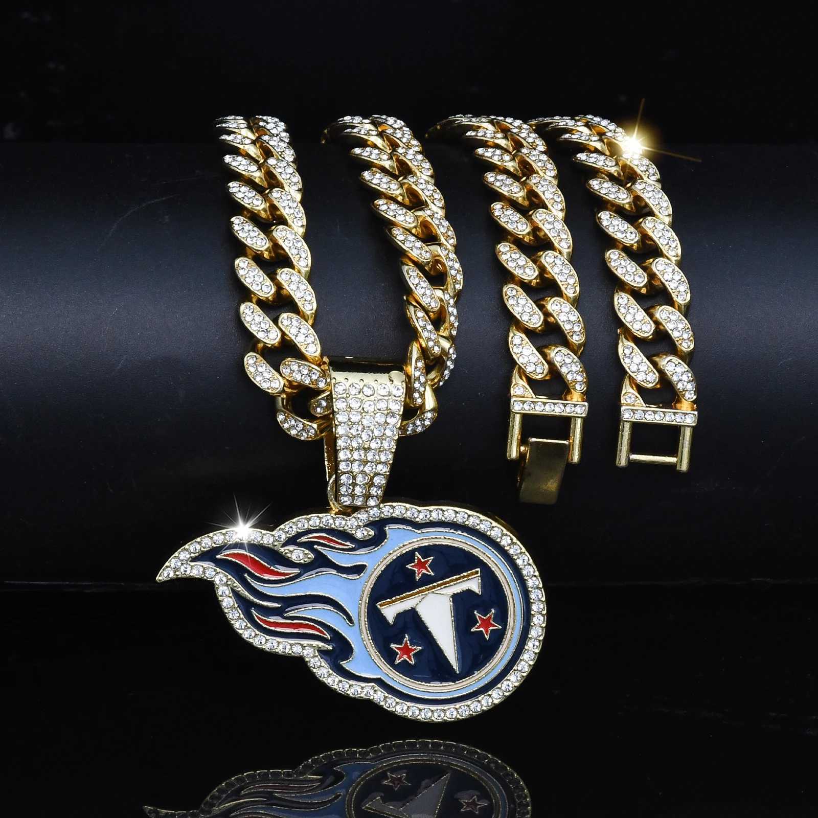 Icy Rhinestone Cuban Chain Blue Fireball Zinc Alloy Pendant Punk Jewelry for Mens Wear X250224