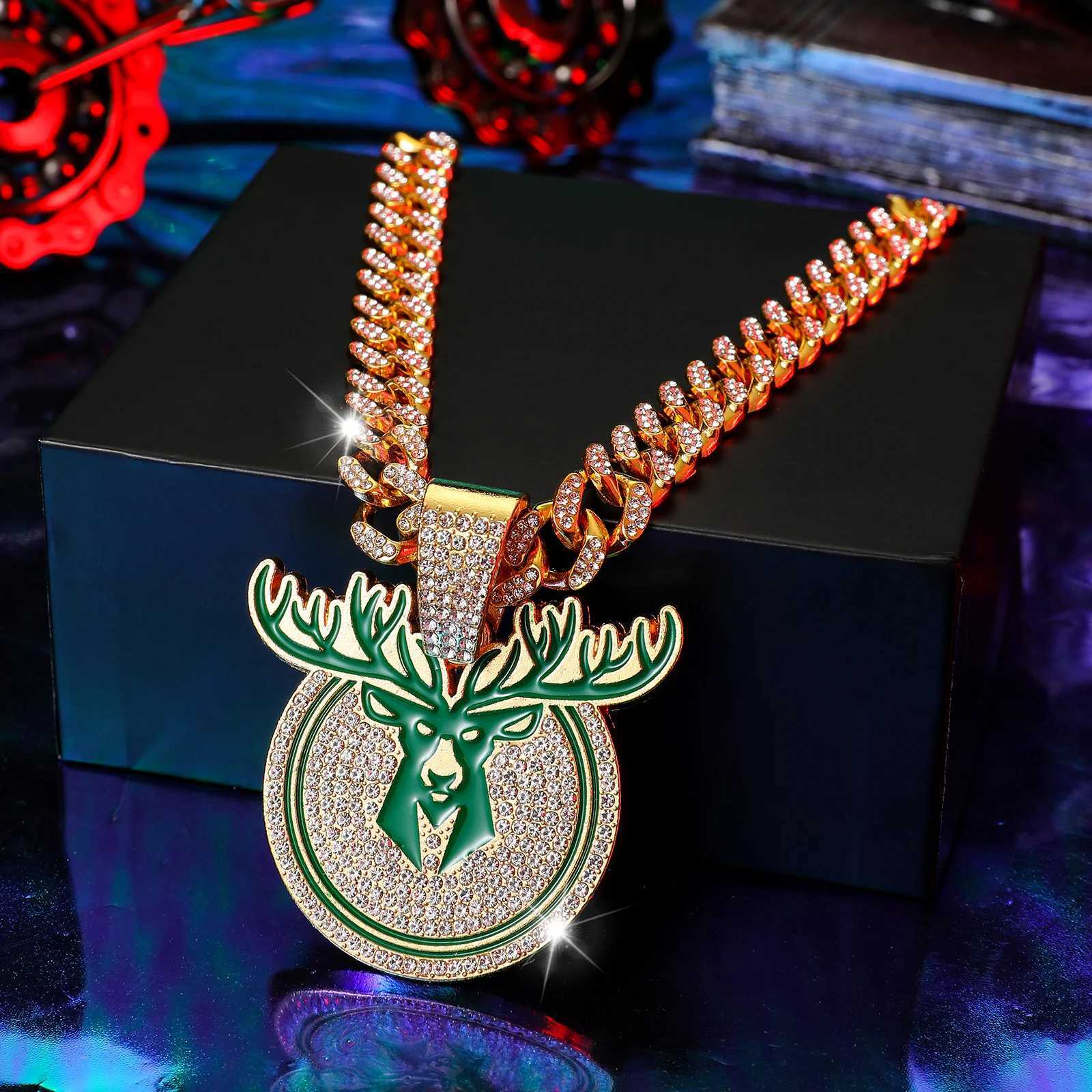 High-Quality Hip Hop Style Deer Pendant Necklace with 20in Cuban Chain X250224