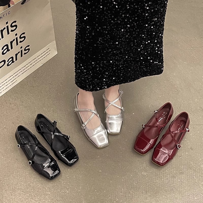 2025 hot free shipping designer shoes for womens Ballet leather shoes black red sliver Spring and Autumn new square toe low order shoes