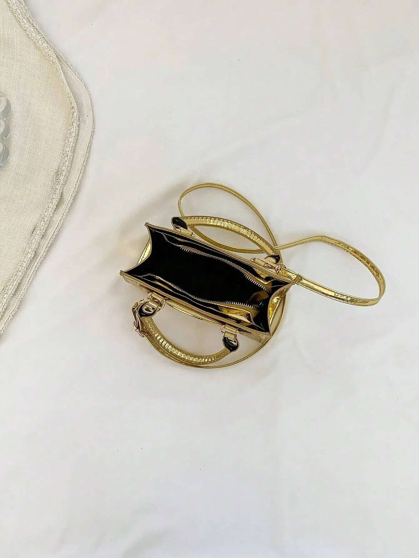 New Mini Crocodile Pattern Fashionable Multi trend purpose Zipper Closed Handbag leisure with Detachable Shoulder Strap Designer Trendy Shoulder Bag