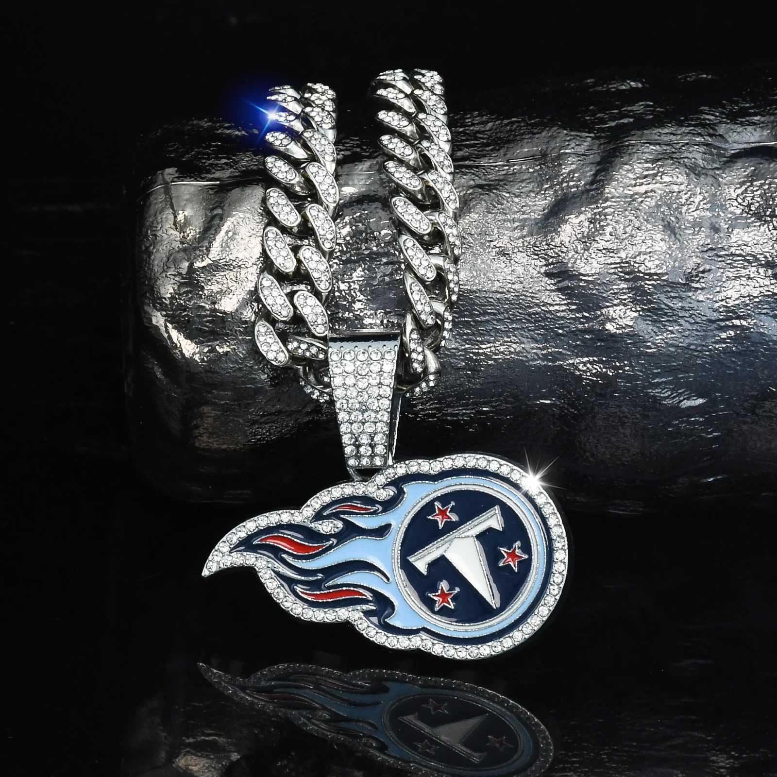 Icy Rhinestone Cuban Chain Blue Fireball Zinc Alloy Pendant Punk Jewelry for Mens Wear X250224
