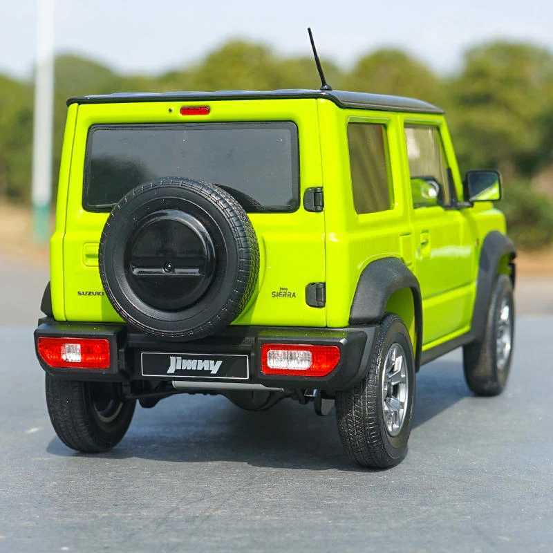 Realistic off-road toy car model - Miniature Suzuki Jimny alloy die-casts with sound and light functions