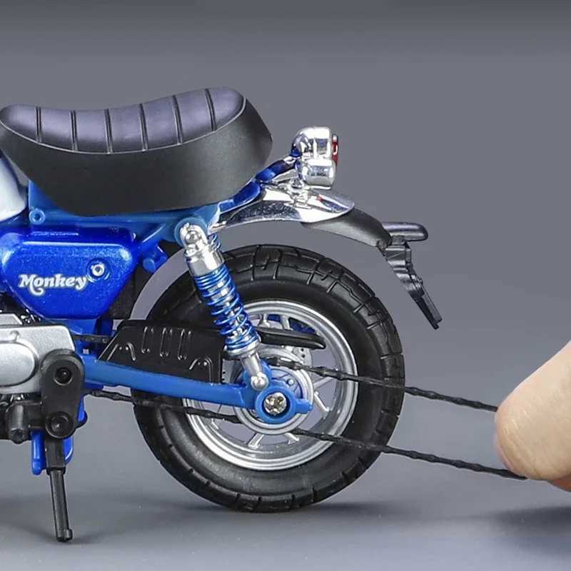 1 12 Honda 125 Alloy Sports Diecast Street Racing Motorcycle Model Silation Sound Light Kids Toys Gift Free shipping
