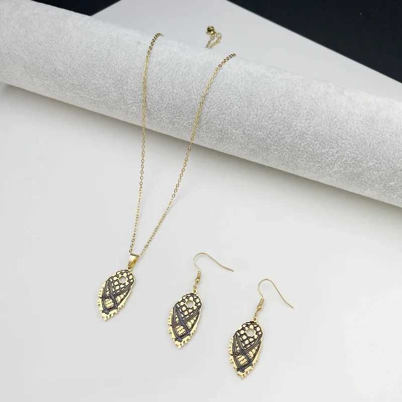 Stainless steel necklace Arabic map scarf Pendant Mens white necklace Middle Eastern accessories Europe and X250224