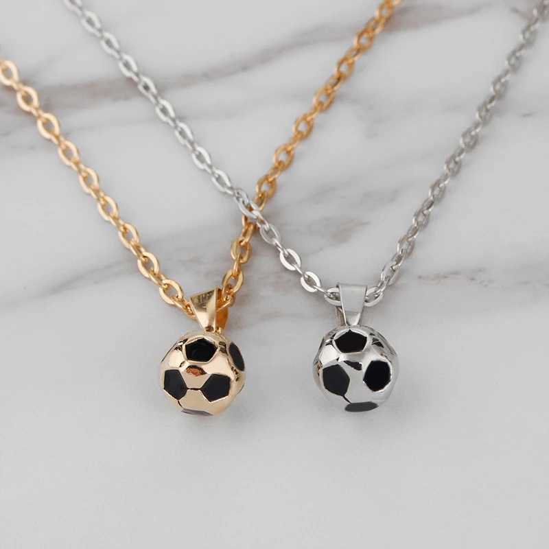 Football Soccer Ball Charm Pendants Necklaces Personali Sports Team Player Lovers Gift Jewelry For Men Girls Boys X250224