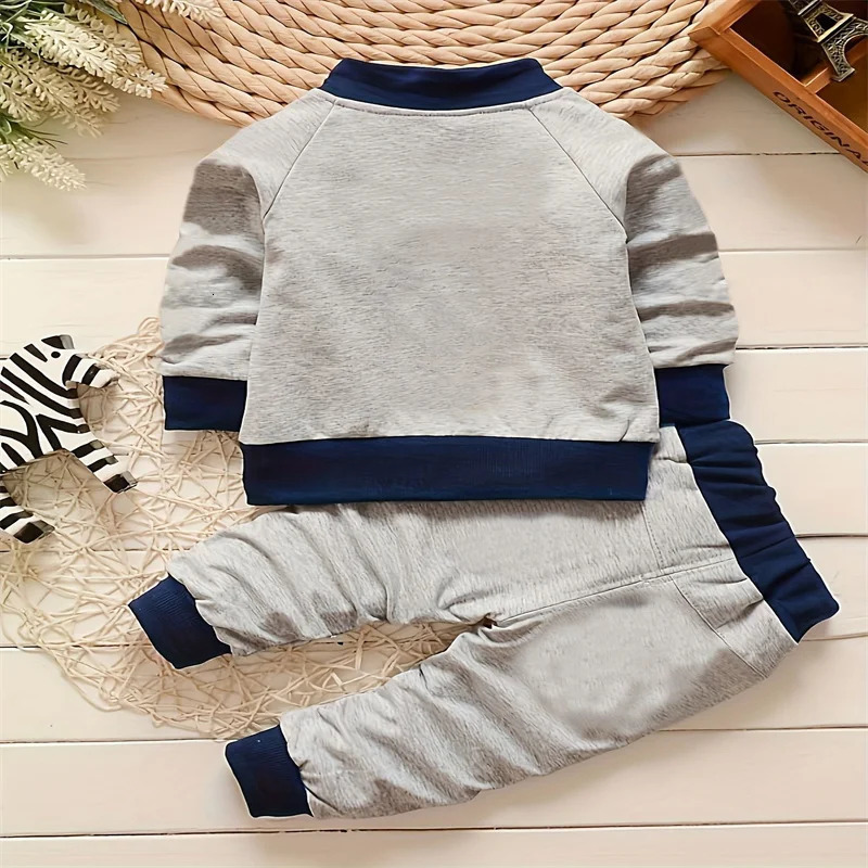 Autumn toddler boy 5th coat loose suit printed cotton long sleeveprinted V-neck letter zipper coatcasual sweatpants 3Pcs suit 250224