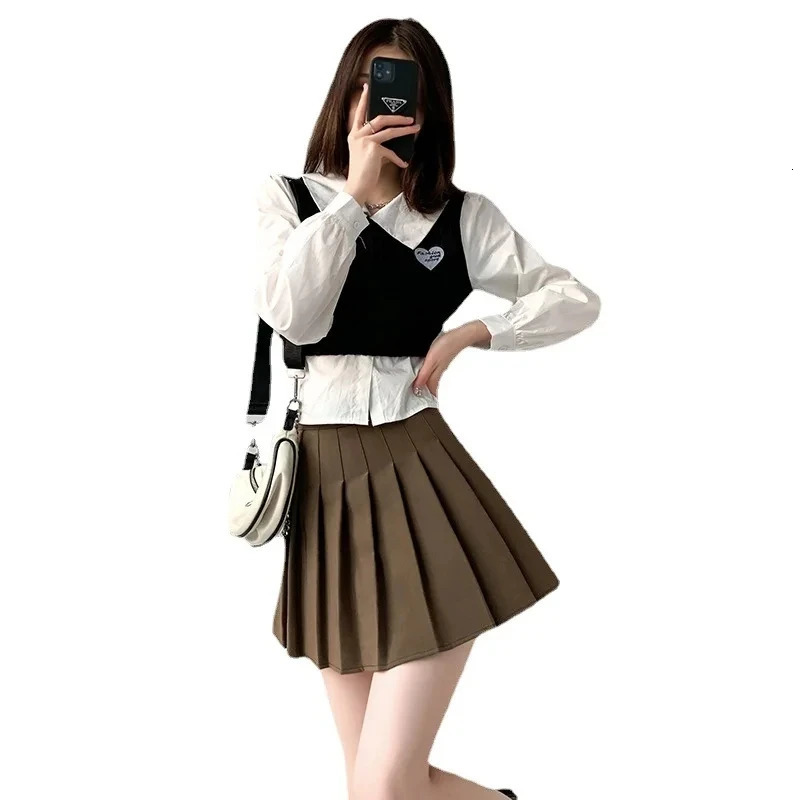 Short skirt womens plus size womens summer high waisted Harajuku Korean black mini pleated skirt female student uniform 250224