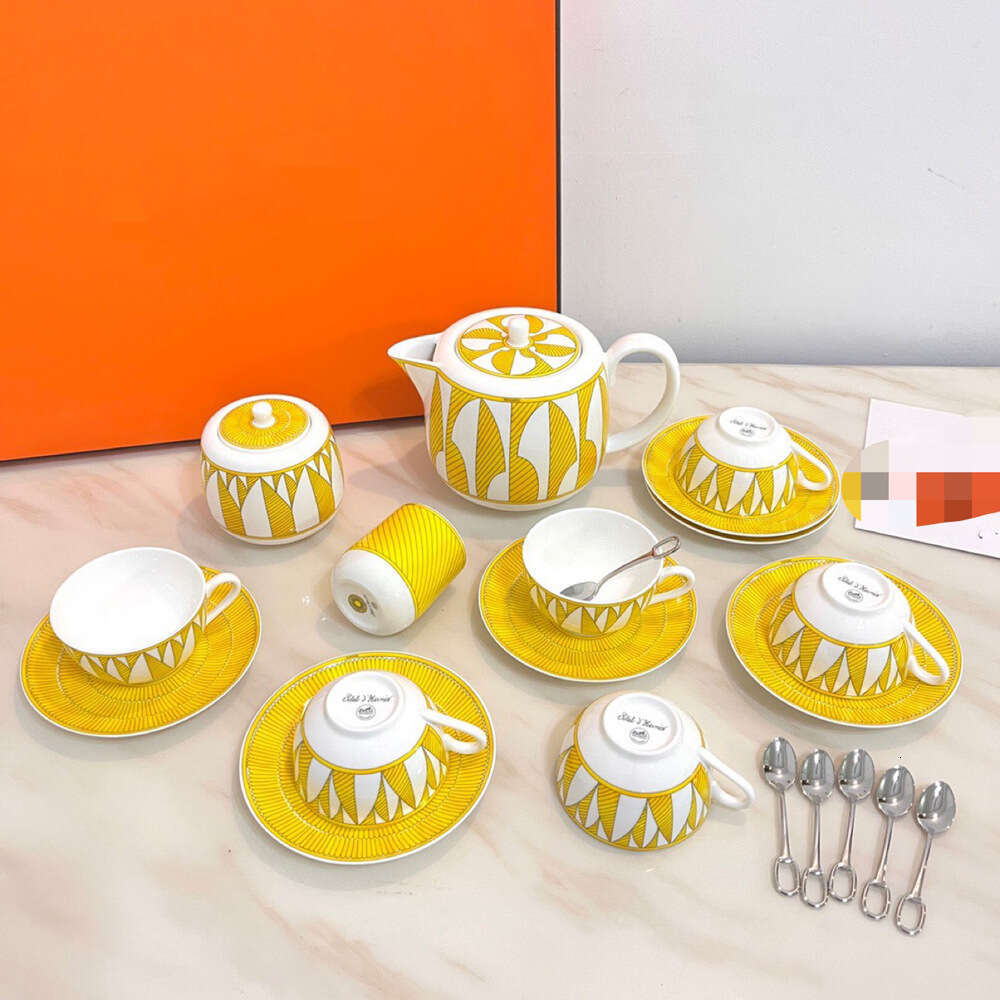 New Bone Porcelain Afternoon Tea Cup Series Coffee Set, A Casual Gift Box For Married Friends