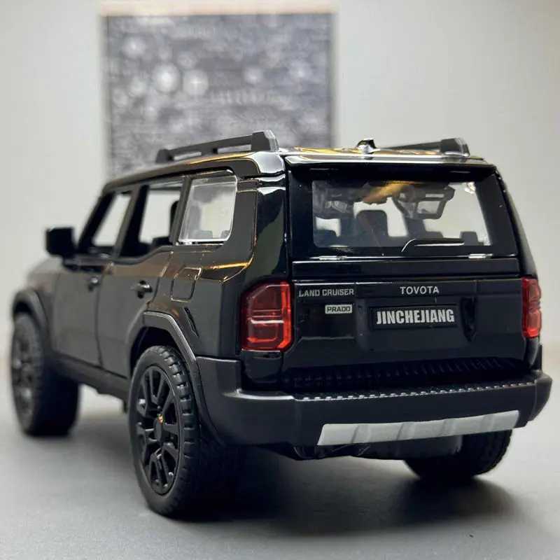 1/32 2024 PRADO Land Cruiser SUV Alloy Diecast Metal Off-road Vehicles Car Model Sound Light Childrens Toy Gift Free shipping