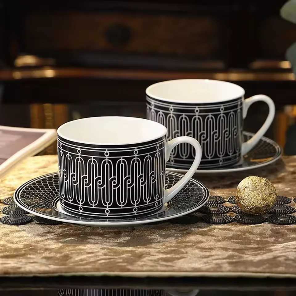 European Retro Light Luxury Ceramic Coffee Cup Home Bone China Cup And Saucer Set English Afternoon Tea Creative Teacup Cup GiftC250224