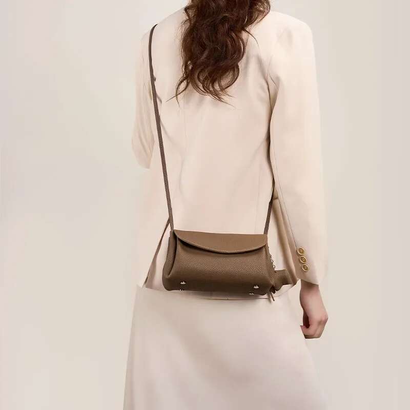 Knock 2024 New P High Fashion Style Soft Genuine Leather Crossbody For Women Quality Classic Small Bag Female