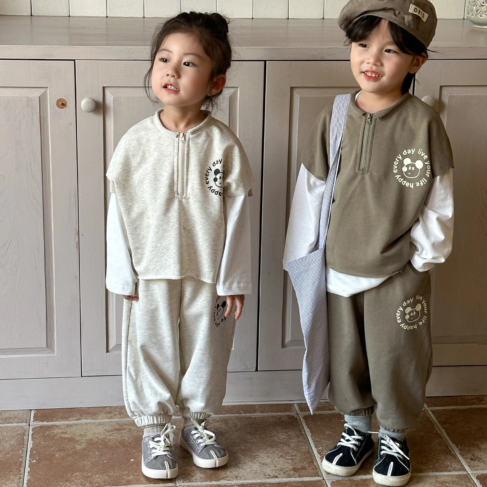 Childrens Autumn Sports Suit For Girls 2025 Spring Autumn Baby Boy T-shirt Sweatshirt And Pants 3PCS Set Kids Boys Tracksuit 250224