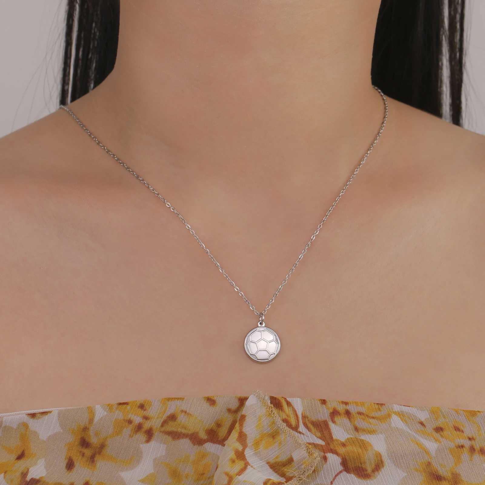 Fishhook Soccer Football Necklace for Men Wan Kid Child Boy Ball Sports Gold Color Stainless Steel Pendant Luxury Gift Jewelry X250224