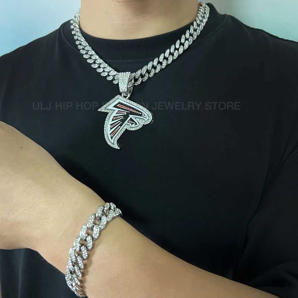 J Hip Hop Hound Pendant Football Chain Necklace with Cuban d out Sparkling Cool Jewelry X250224