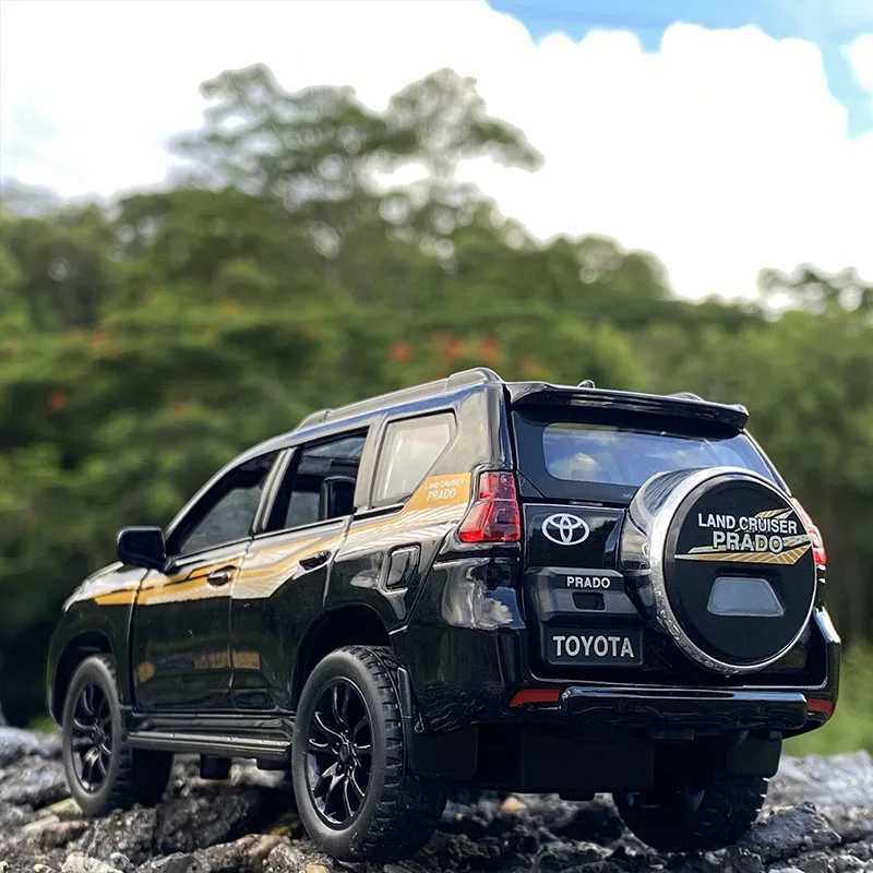 1 32 Prado SUV Alloy Die Casting Metal Collection Land Cruiser Silation Car Model Toy Gift Free shipping