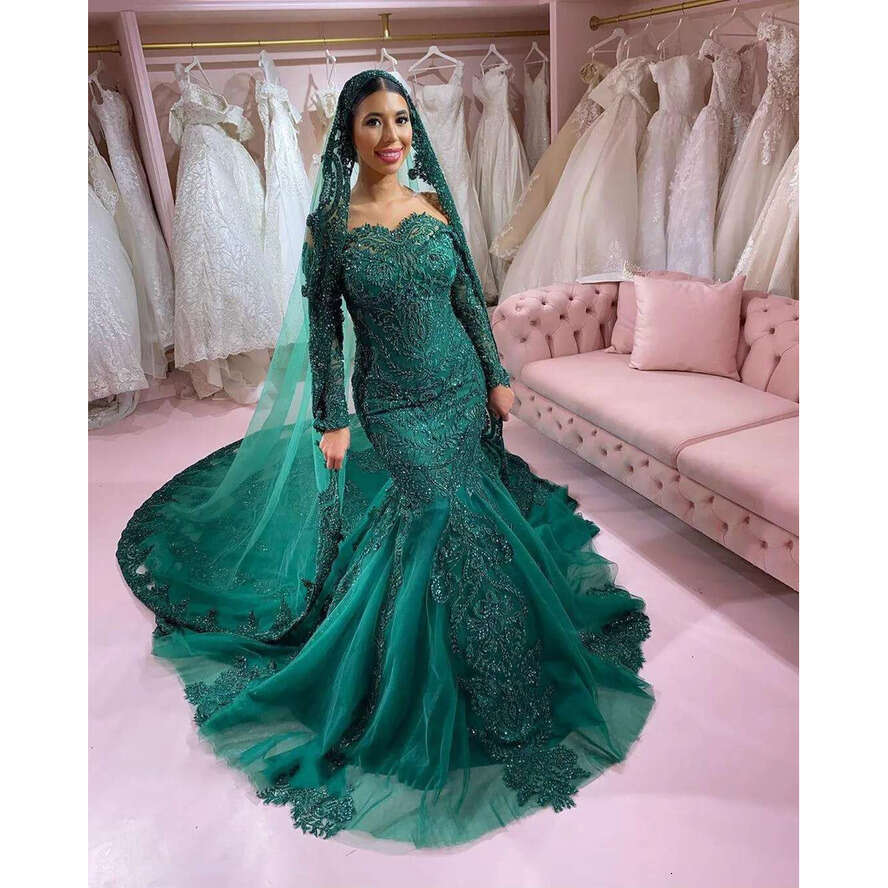 New Hunter Green Mermaid Wedding Dresses Off Shoulder Long Sleeves Lace Appliques Crystal Beads Bg Court Train Formal Bridal Gowns