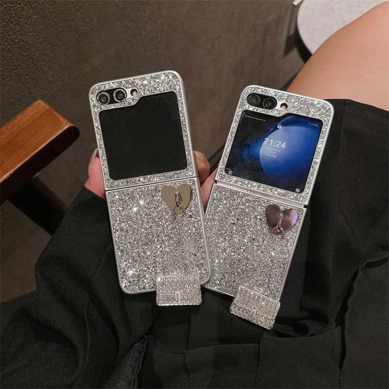 Luxury Glitter Phone Case For Galaxy Z Flip 6 5 4 3 Cover with Cute Bag Pendant Plating Silver Cases For Flip5 Flip4 5G X250224