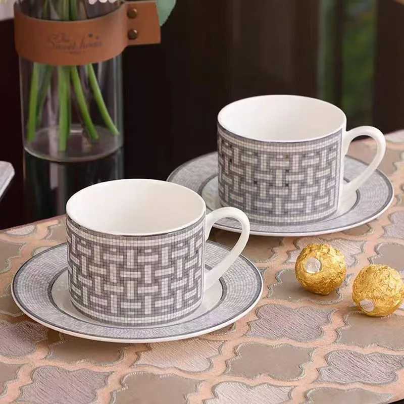 European Retro Light Luxury Ceramic Coffee Cup Home Bone China Cup And Saucer Set English Afternoon Tea Creative Teacup Cup GiftC250224