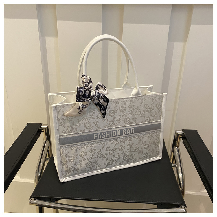 Free shipping new designer Shoulder totes Bags For womans handbag flap fashion women messenger bag crossbody tote Bag