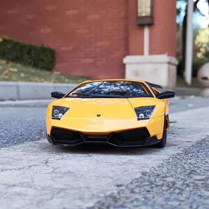 1 18 Murcielago Alloy Sports Car Model Diecasts Metal Super Racing Car Vehicles Model Simulation Collection Childrens Toys Gifts Z250224