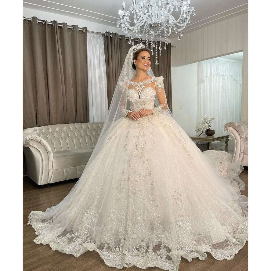 Ball Arab Princess Gown Wedding Dress Dubai Jewel Neck Long Sleeve Sequins Lace Appliques Beads Puffy Bridal Gowns S