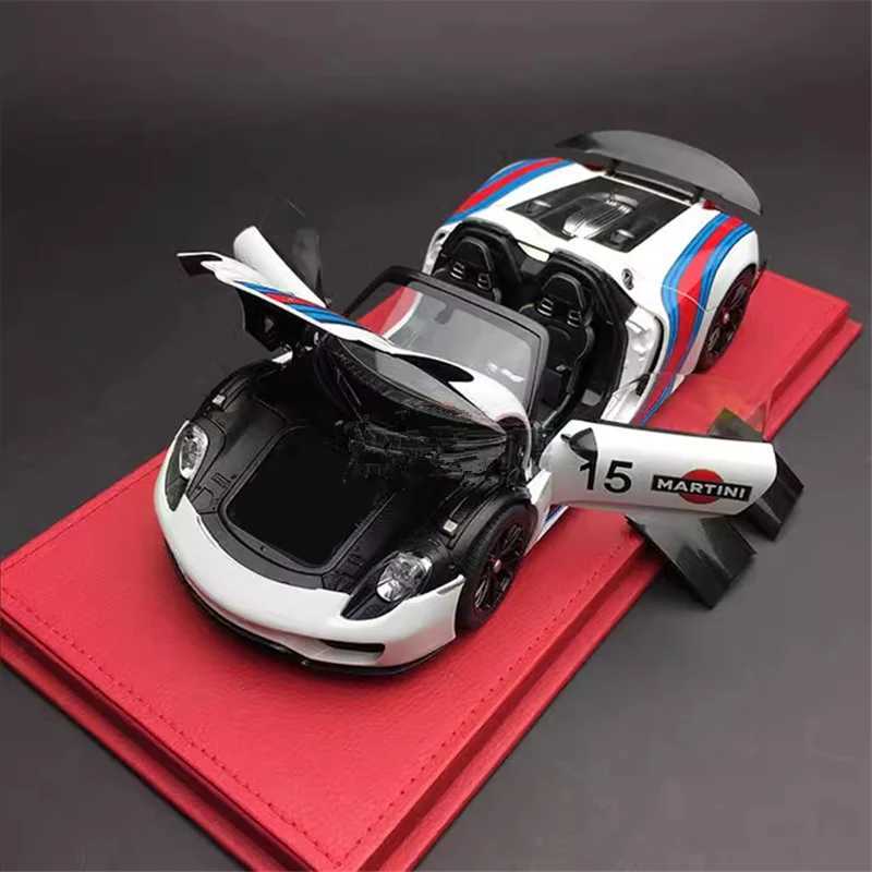 1 18 918 Spyder Martini Alloy Sports Car Model Diecasts Metal Toy Racing Car Vehicles Model Simulation Sound and Light Kids Gift Z250224