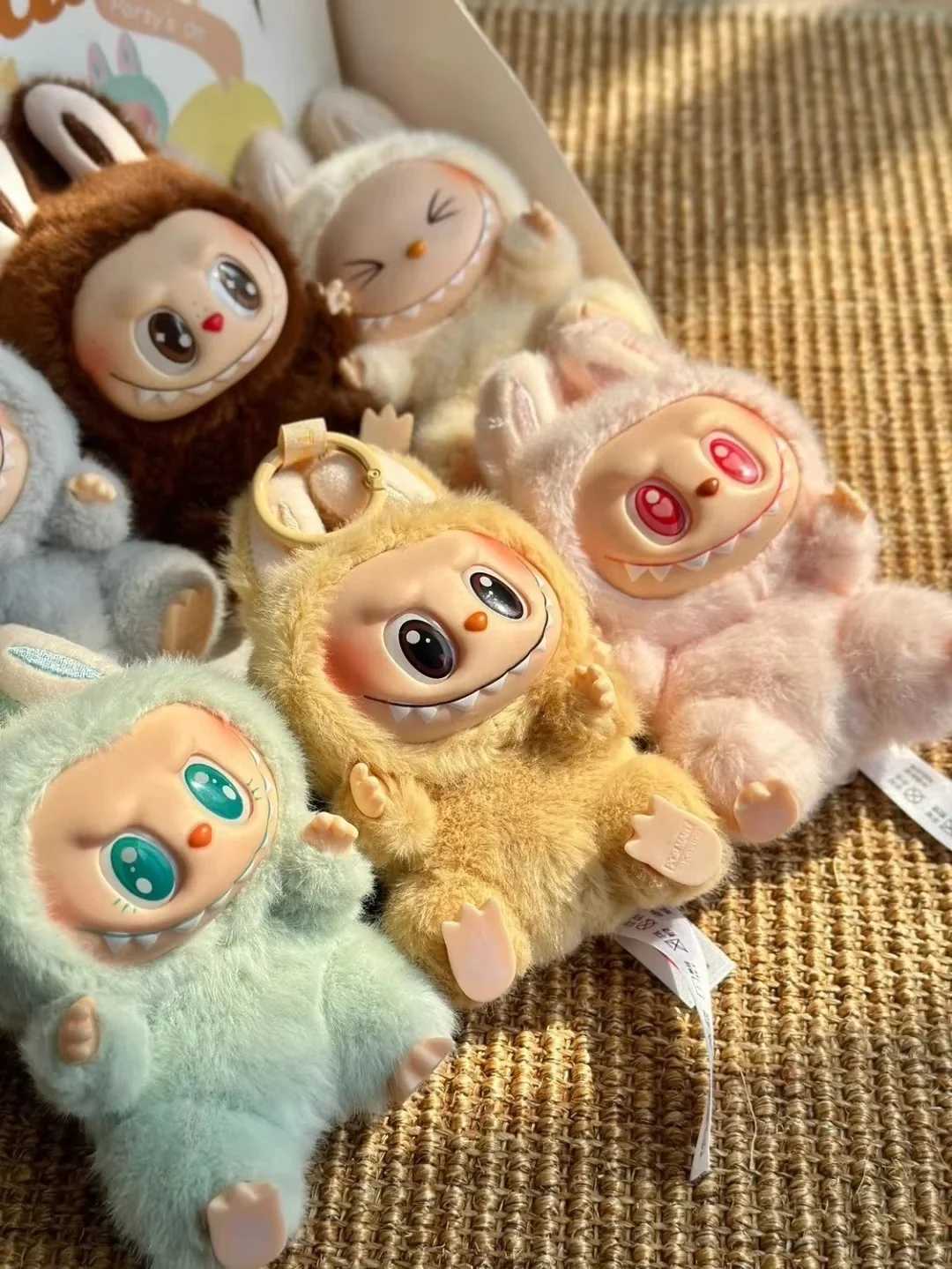 POPMART labubu2.0 THE MONSTERS HAVE A SEAT Sit Party Vinyl Doll Pendant Keychain Blind Box Toy Blind clothing Bag 1 1 ReplicaT250224