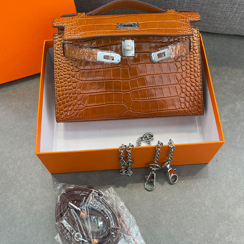 Crocodile Patterned Small Handbag Designer Bag Shoulder Bag Cowhide Genuine Leather Chain Underarm Bag High Quality Removable Strap Silver Hardware Buckle