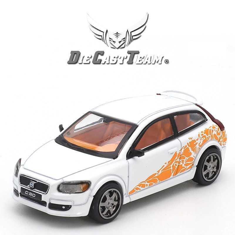 DCT 1/64 Voo C30 Small Series Car Alloy Motor Vehicle Diecast Metal Model Kids Xmas Gift Toys for Boys Free shipping