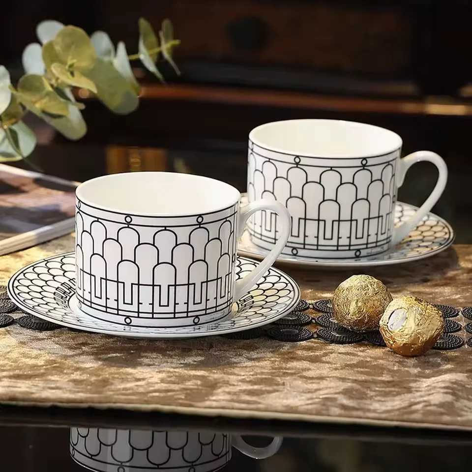 European Retro Light Luxury Ceramic Coffee Cup Home Bone China Cup And Saucer Set English Afternoon Tea Creative Teacup Cup GiftC250224