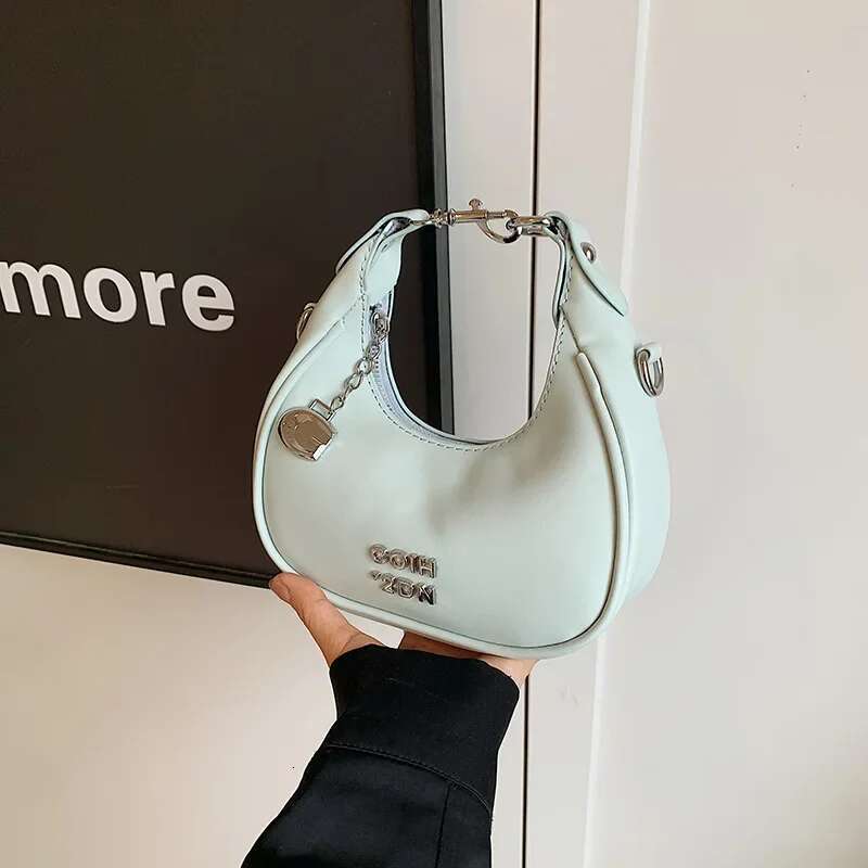 2025 New Silver Women's Casual Fashion Small Bag Fashion Shoulder Strap Cooking Bread Designer Trendy Handbag4