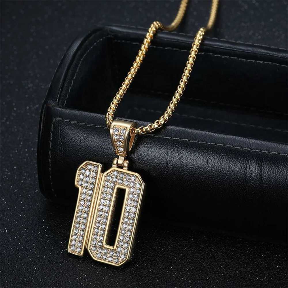 Hip Hop d Out Bling Football 10 Pendant Statement M Gold Color Stainless Steel Sports Necklace For Wen Men Jewelry X2502241