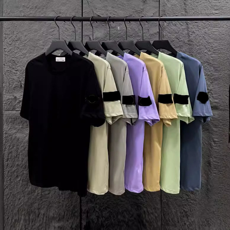 Mens T-shirt Stone solid color badge short sleeved T-shirt for men and women small fresh couple trendy brand short sleeved in stock fast shipping
