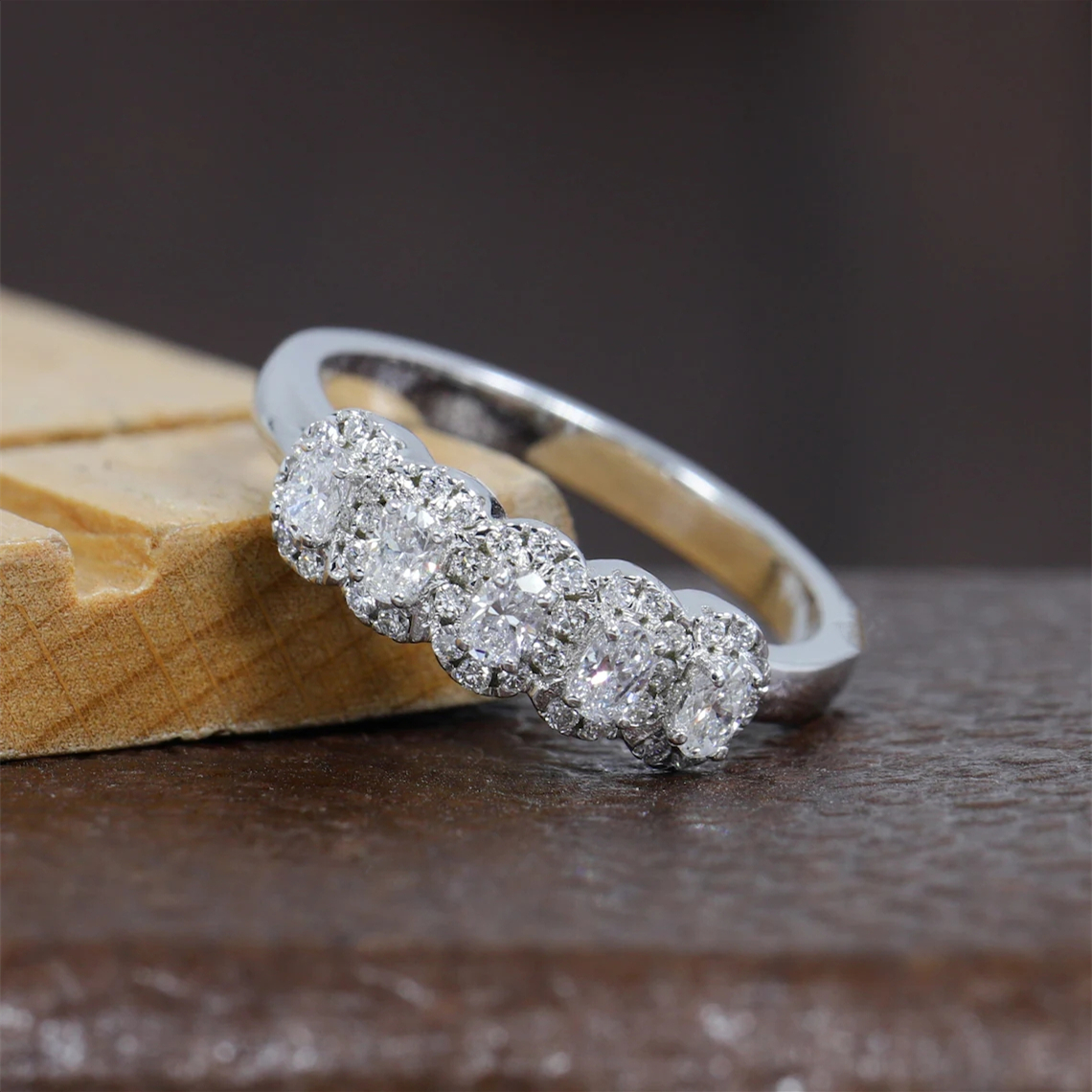 Jewelry 3*2mm Oval Five Stone Diamond Ring Lab Grown Diamond Certificate Oval Halo Diamond Ring 14K White Gold Eternity Band