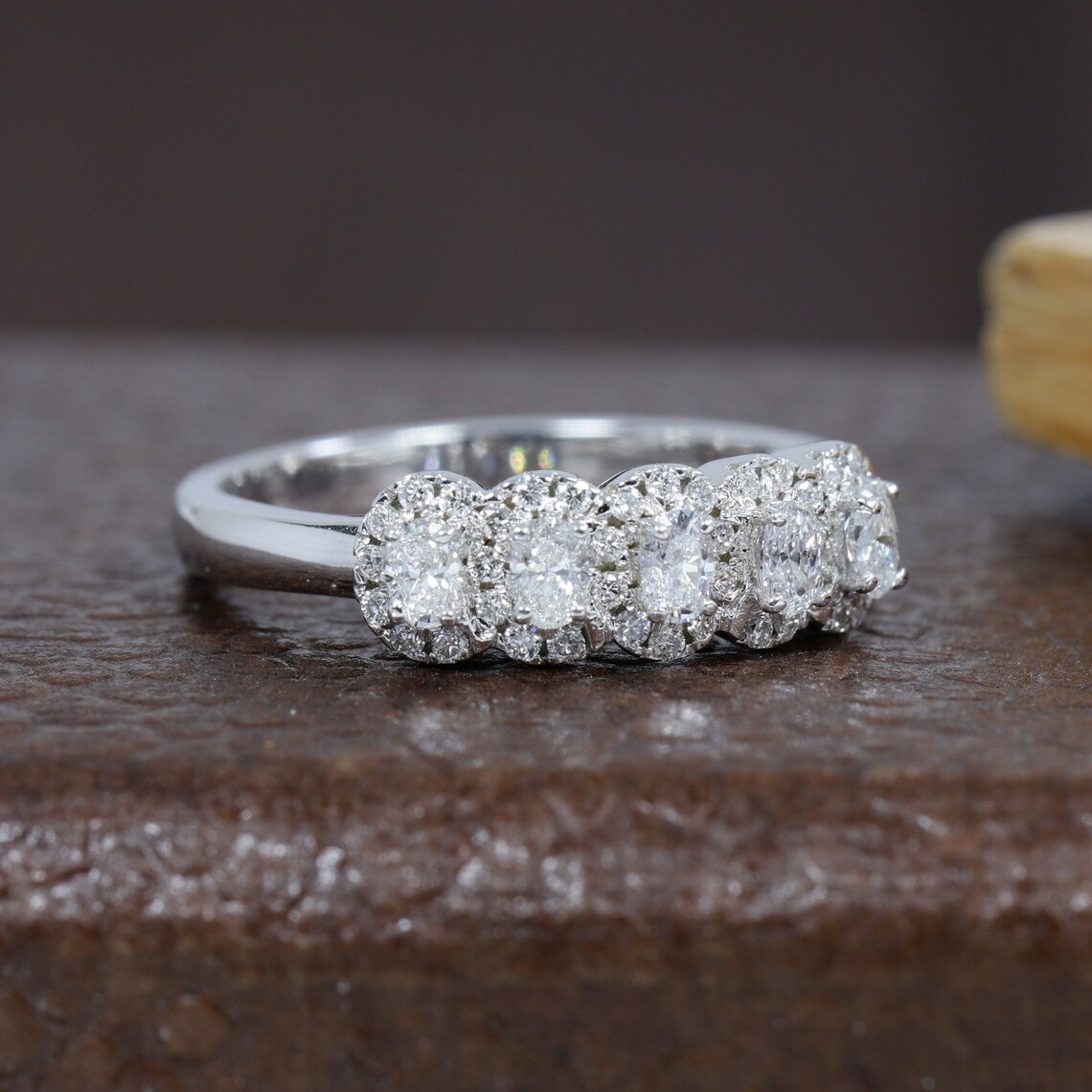 Jewelry 3*2mm Oval Five Stone Diamond Ring Lab Grown Diamond Certificate Oval Halo Diamond Ring 14K White Gold Eternity Band