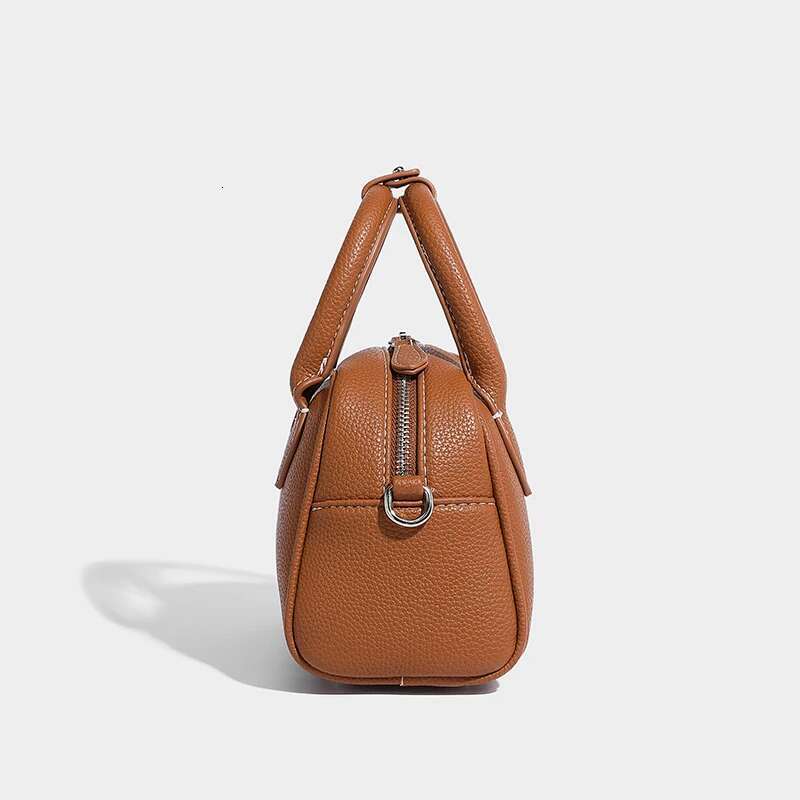 Boston Messenger Bags For Women Designer Handbag And Purse 2024 New In Fashion Simple Rivet Decoration Shoulder Crossbody