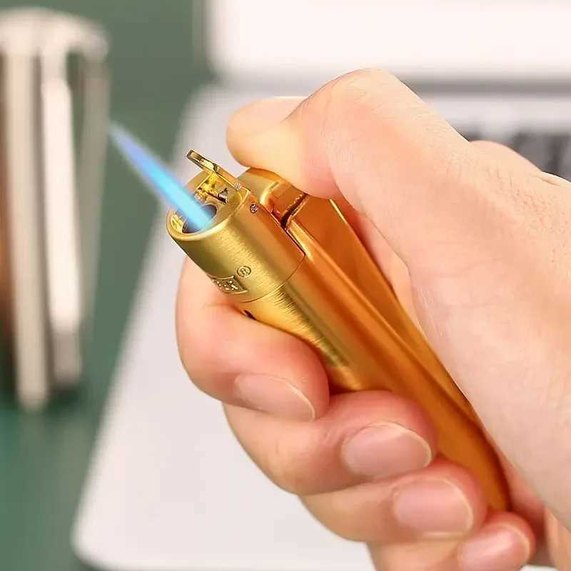 Clipper cigarette Lighter Windproof Straight Jet Blue Flame Lighter Flame Outlet With Dust Cap Butane Torch Lighter Men GadgetT250224