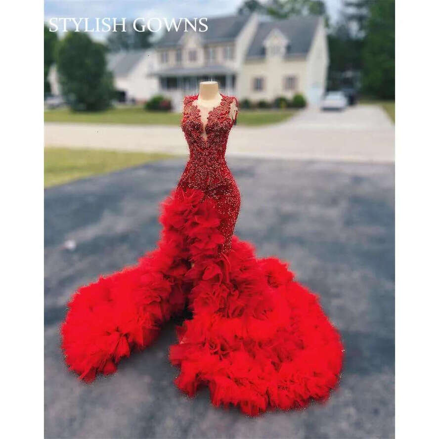 O Red Neck Long Prom Dress For Black Girls Beaded Crystal Birthday Party Dresses Ruffles Evening Gowns Mermaid High Slit