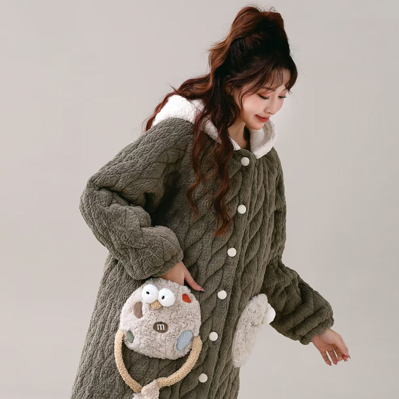 B719-Autumn and winter European and American women's home clothes nightgown long sleeve brushed milk silk pocket bathrobe pajamas women