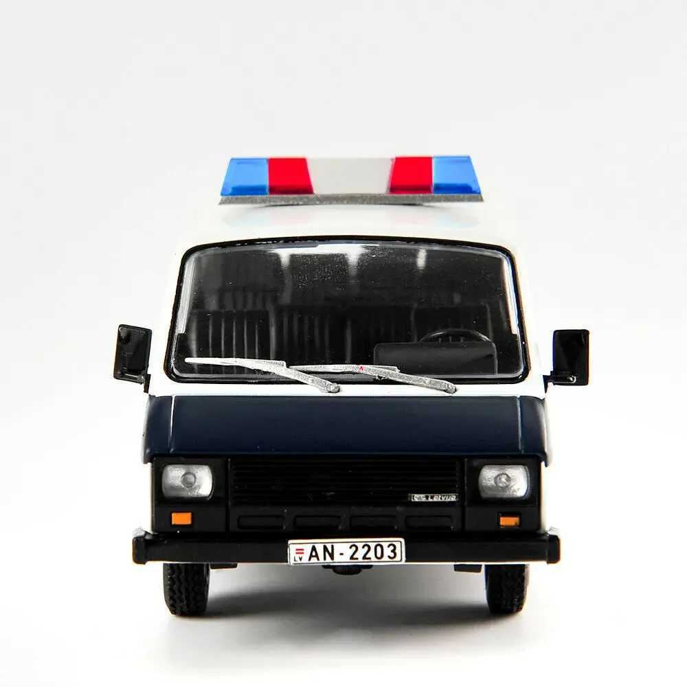 1/43 alloy die-casting model collection DeAGOSTINI RAF-22038 police car Russian Raf ambulance gift Free shipping