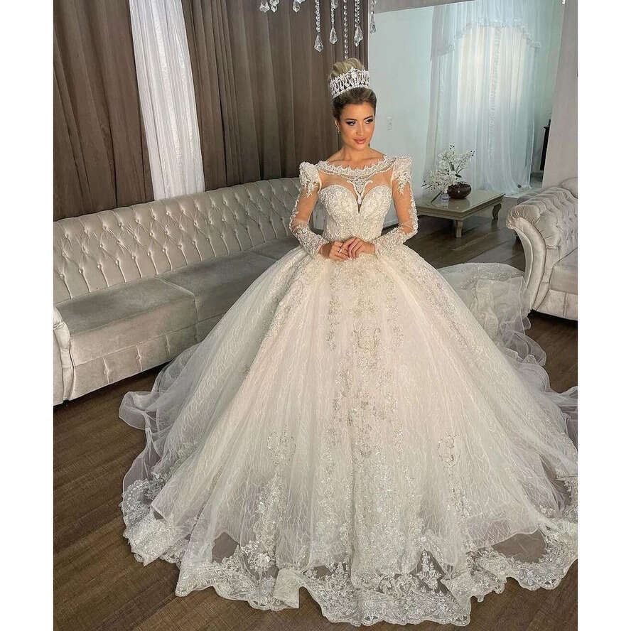 Ball Arab Princess Gown Wedding Dress Dubai Jewel Neck Long Sleeve Sequins Lace Appliques Beads Puffy Bridal Gowns S