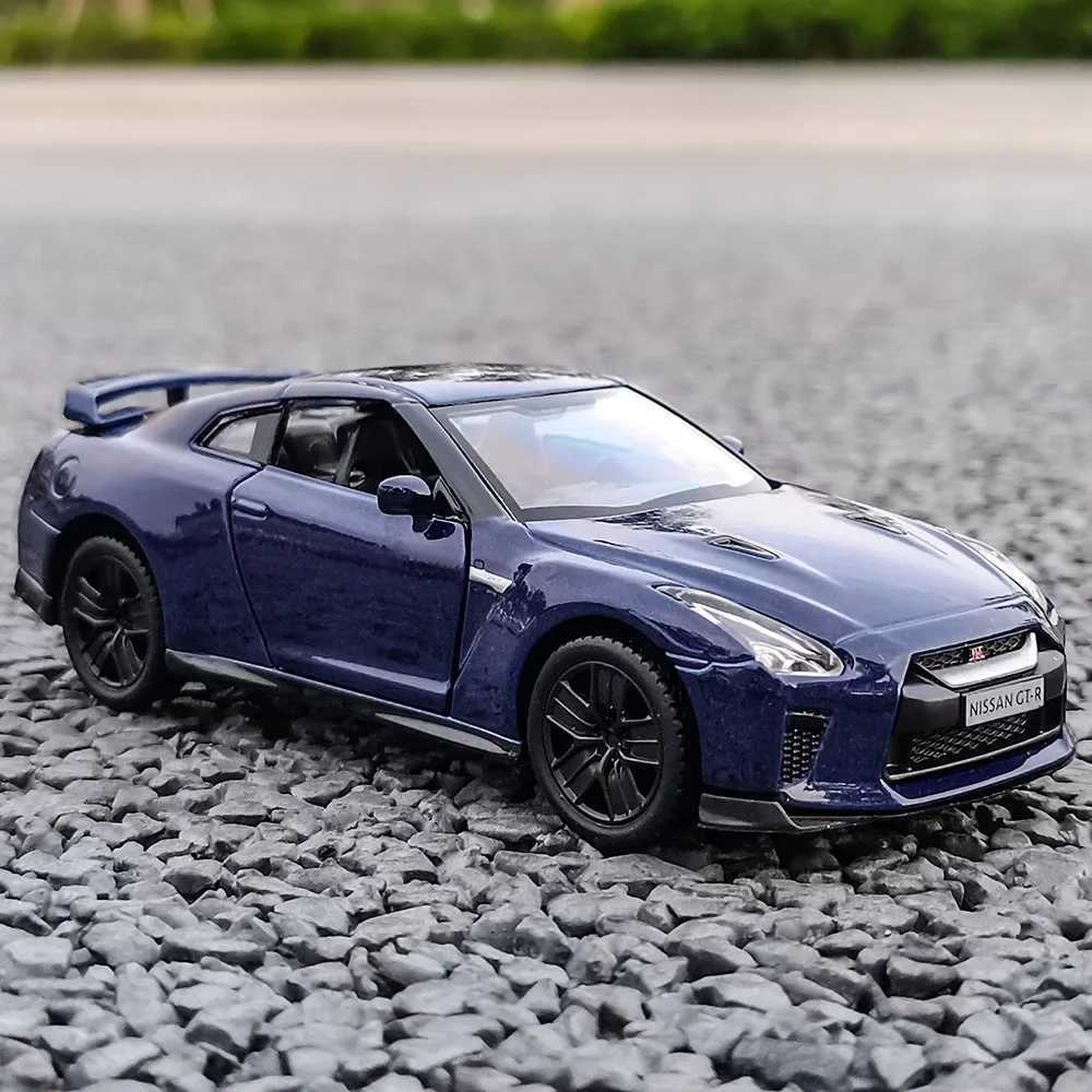 1 36 Nissan GTR R35 Super car Silation Exquisite Diecast Toy Vehicles in Alloy Model Gifts Free shipping