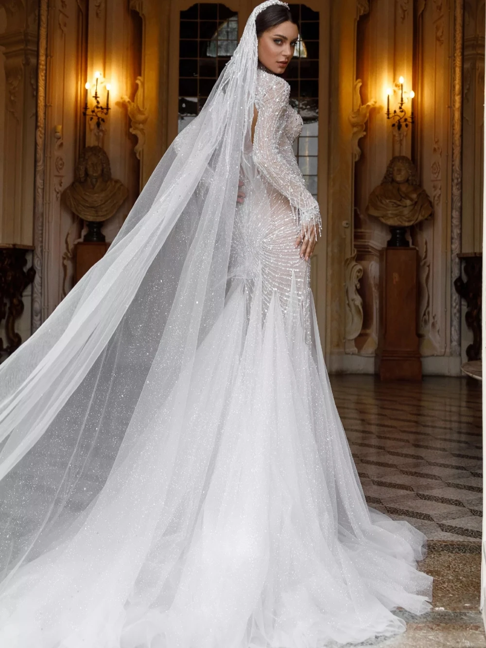 Exquisite Mermaid Wedding Dress High Collar Long Sleeves Bridal Gowns Sequins Crystal Sweep Train Dresses Custom Made vestidos de novia