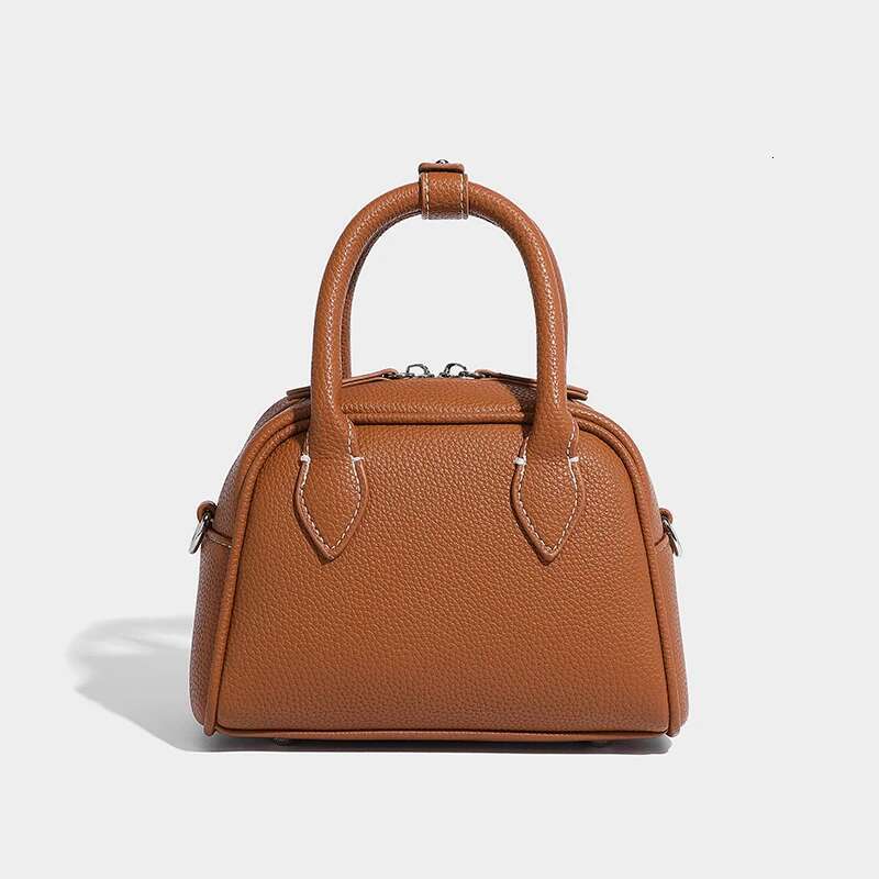 Boston Messenger Bags For Women Designer Handbag And Purse 2024 New In Fashion Simple Rivet Decoration Shoulder Crossbody