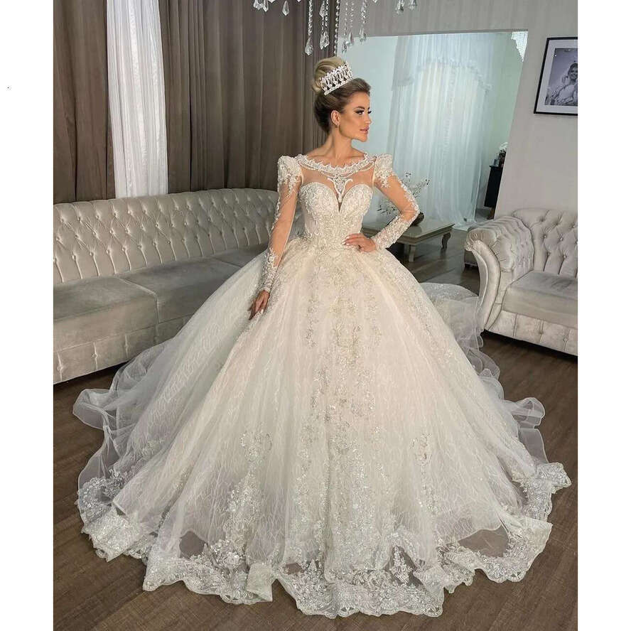 Ball Arab Princess Gown Wedding Dress Dubai Jewel Neck Long Sleeve Sequins Lace Appliques Beads Puffy Bridal Gowns S