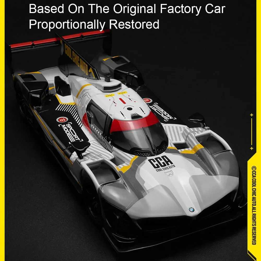 1 24 M HYBRID V8 Toys Miniature Model Car Diecast Alloy Racing Doors Opened with Sound Light Vehices Boyfriend Birthday Gift Free shipping